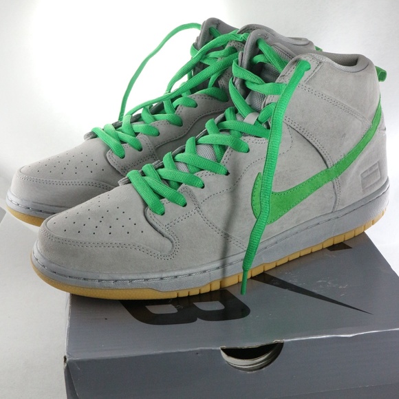nike sb dunk high silver box